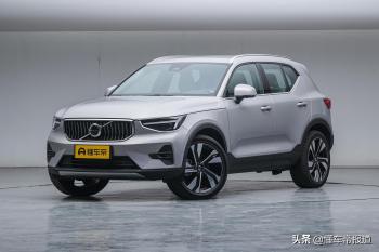 新车 | 全系搭2.0T，优化车机系统，新款沃尔沃XC40上市26.98万元起  -图1