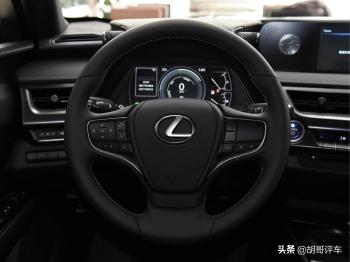 原装进口代步SUV，小巧方便日系混动低油耗，带你看雷克萨斯UX  -图5