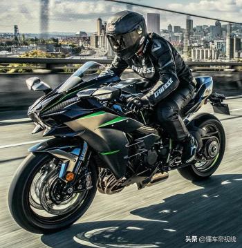 新车 | 售价44.2万元 四缸机械增压动力 川崎Ninja H2 CARBON上市  -图4